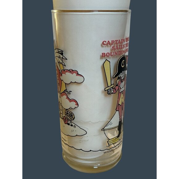Vintage 1980 McDonalds Adventure Series Character Drinking Glass Pirate Theme - Picture 7 of 12